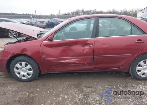 2004 Toyota Camry Le from USA, damaged, VIN 4T1BE32K74U277930